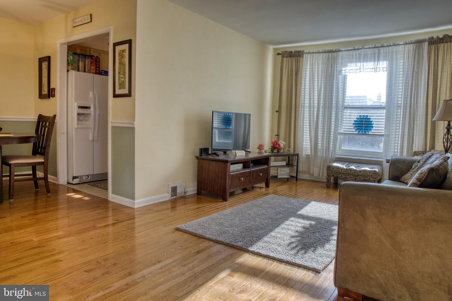 8171 Lister Street photo 11