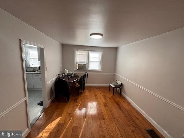 1830 Faunce Street photo 4