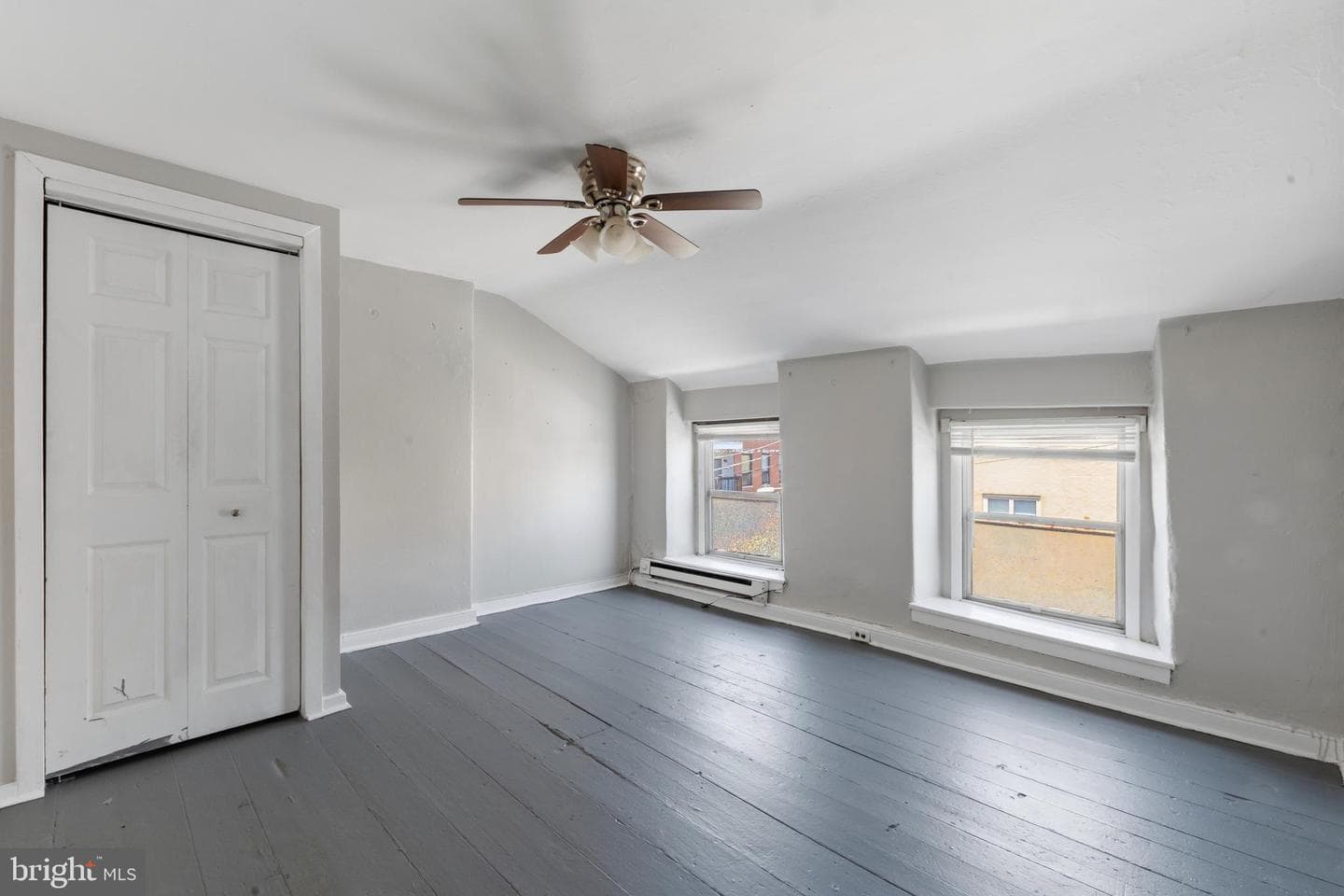 147 Green Lane photo 8