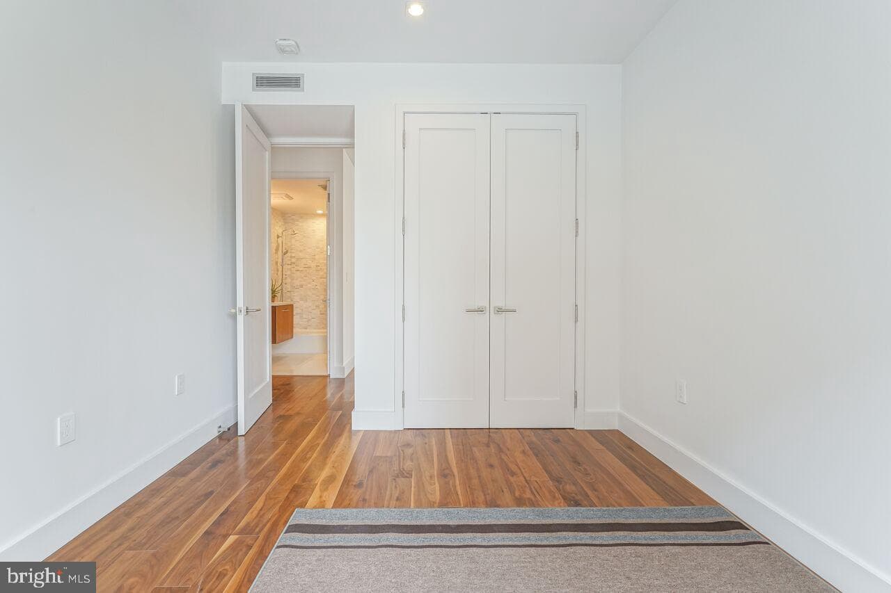 621 S 24th Street #206 photo 11