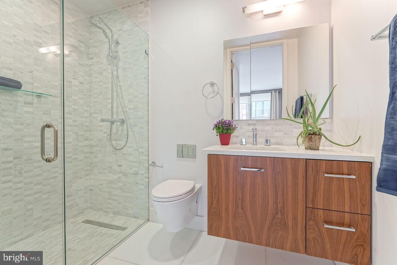621 S 24th Street #206 photo 14