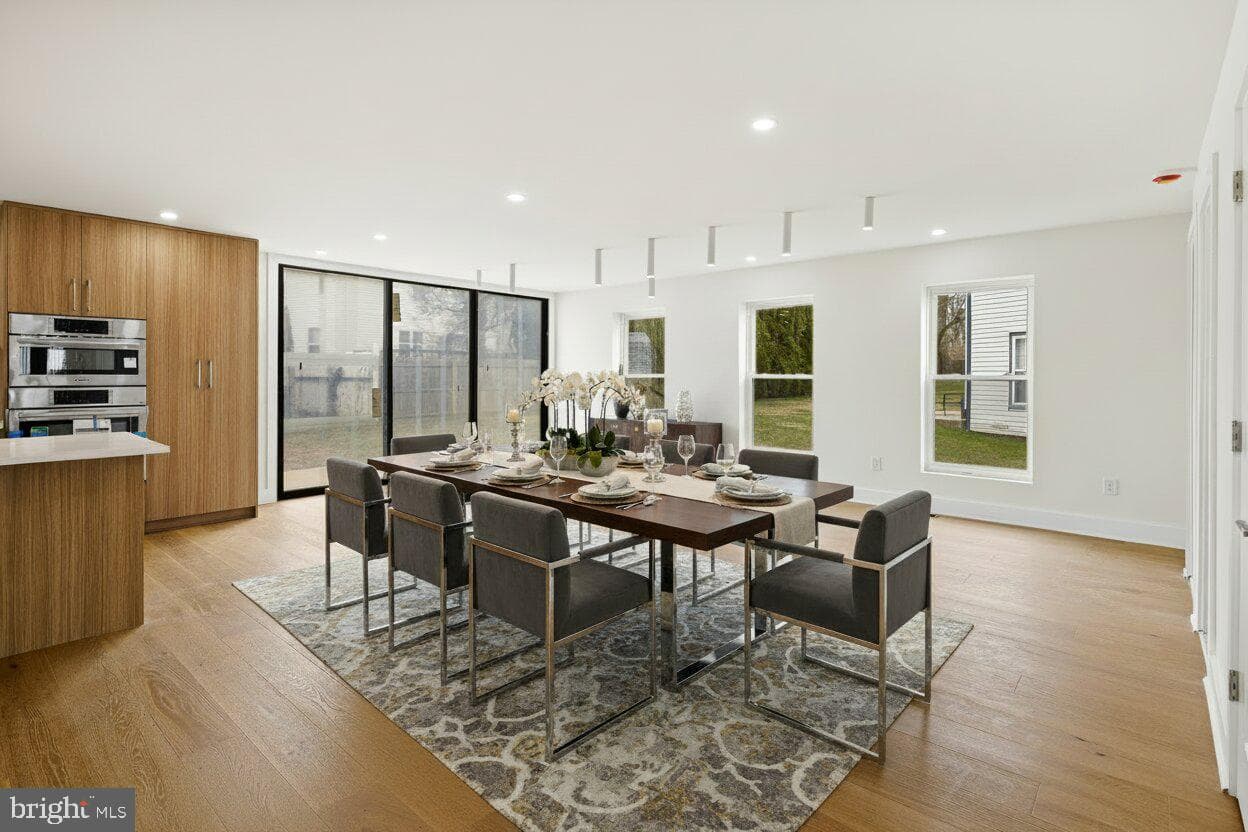 38 Magnolia Place photo 8