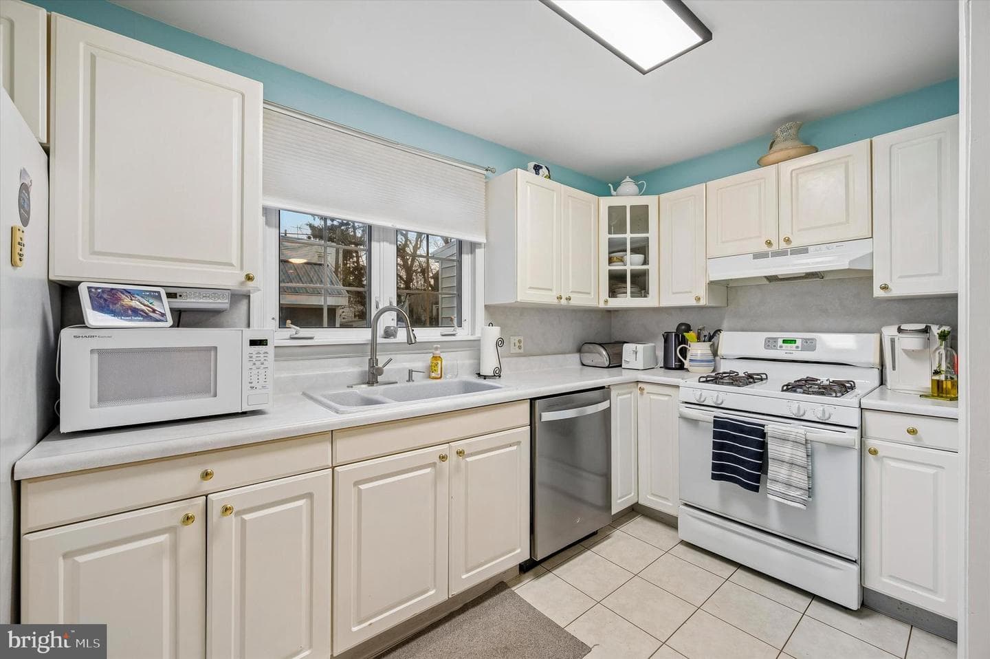 526 Arthur Street photo 7
