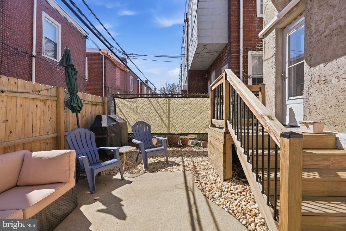 244 E Sydney Street photo 28