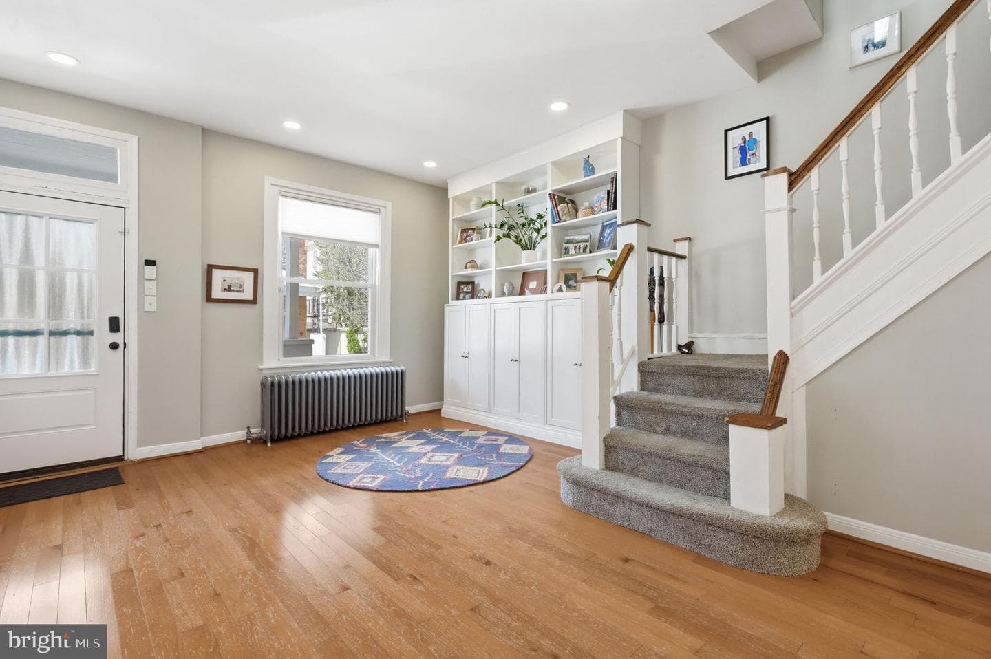 244 E Sydney Street photo 5