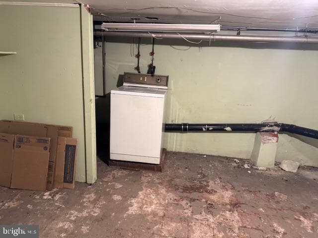 2329 S Hicks Street photo 4
