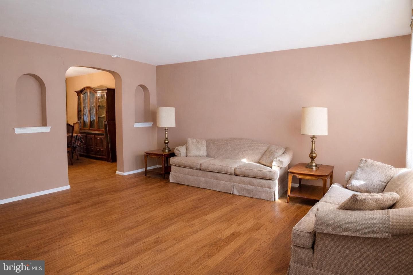 203 E Howell Street photo 2