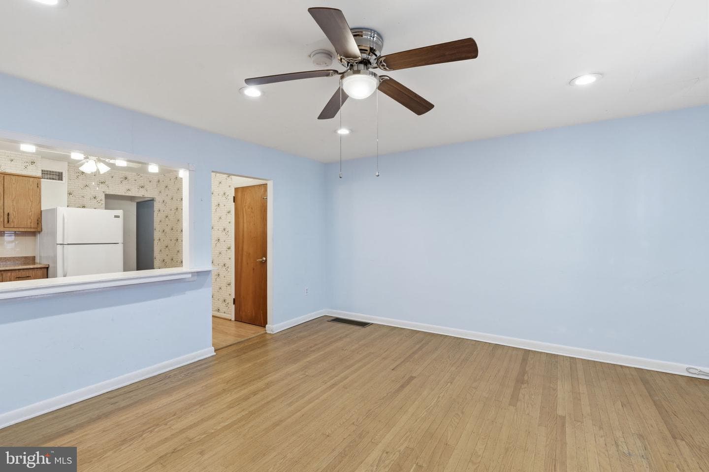 1333 Shelmire Avenue photo 4