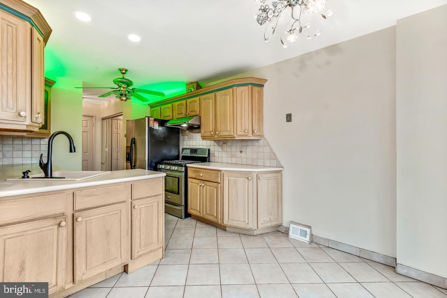 11247 Jeanes Place photo 14