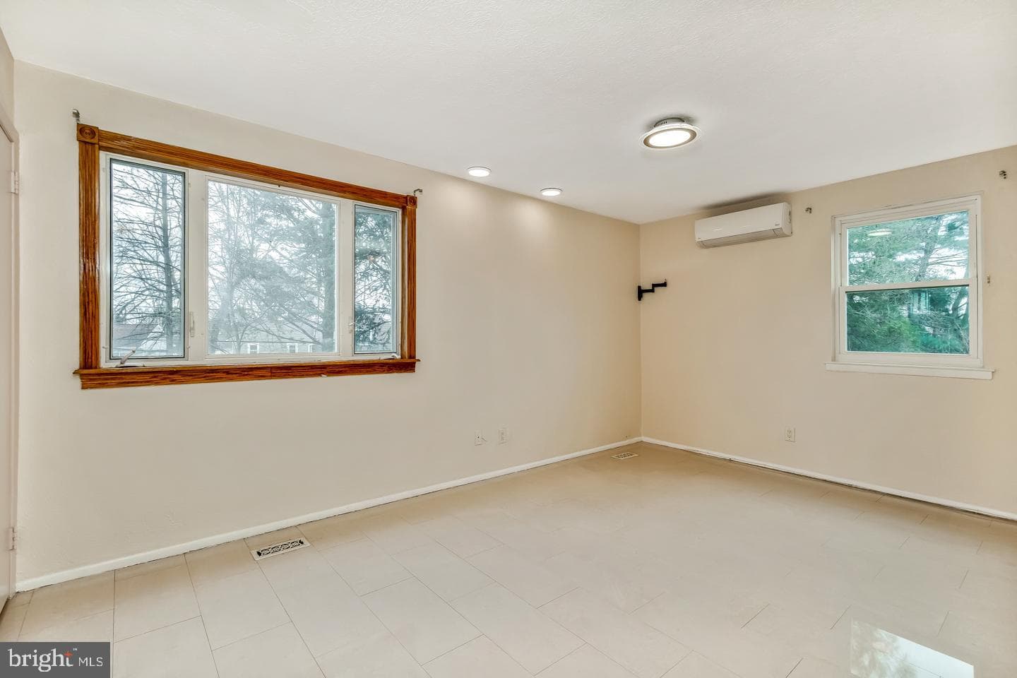 11247 Jeanes Place photo 19