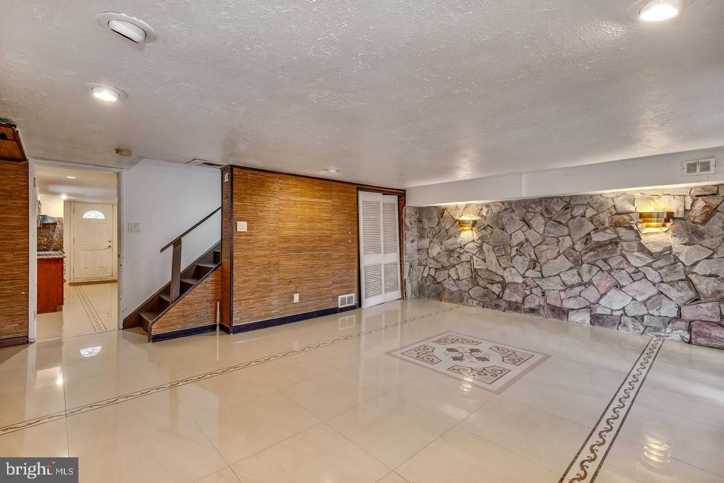 11247 Jeanes Place photo 38