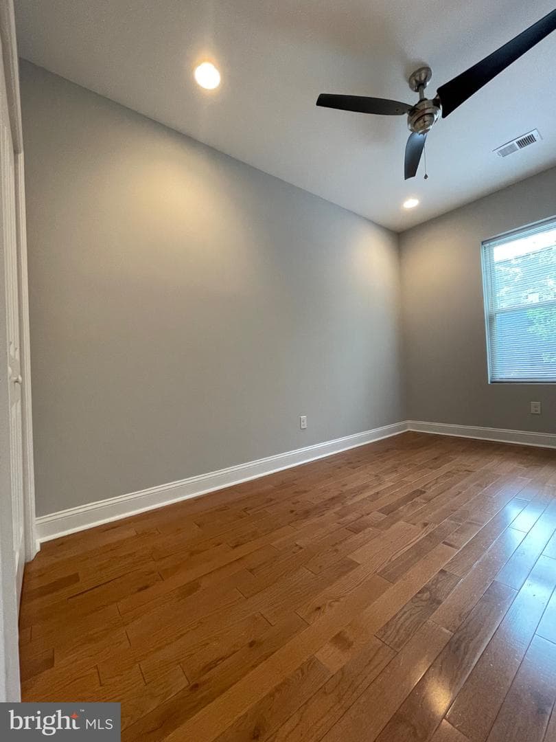 5020 Beaumont photo 3