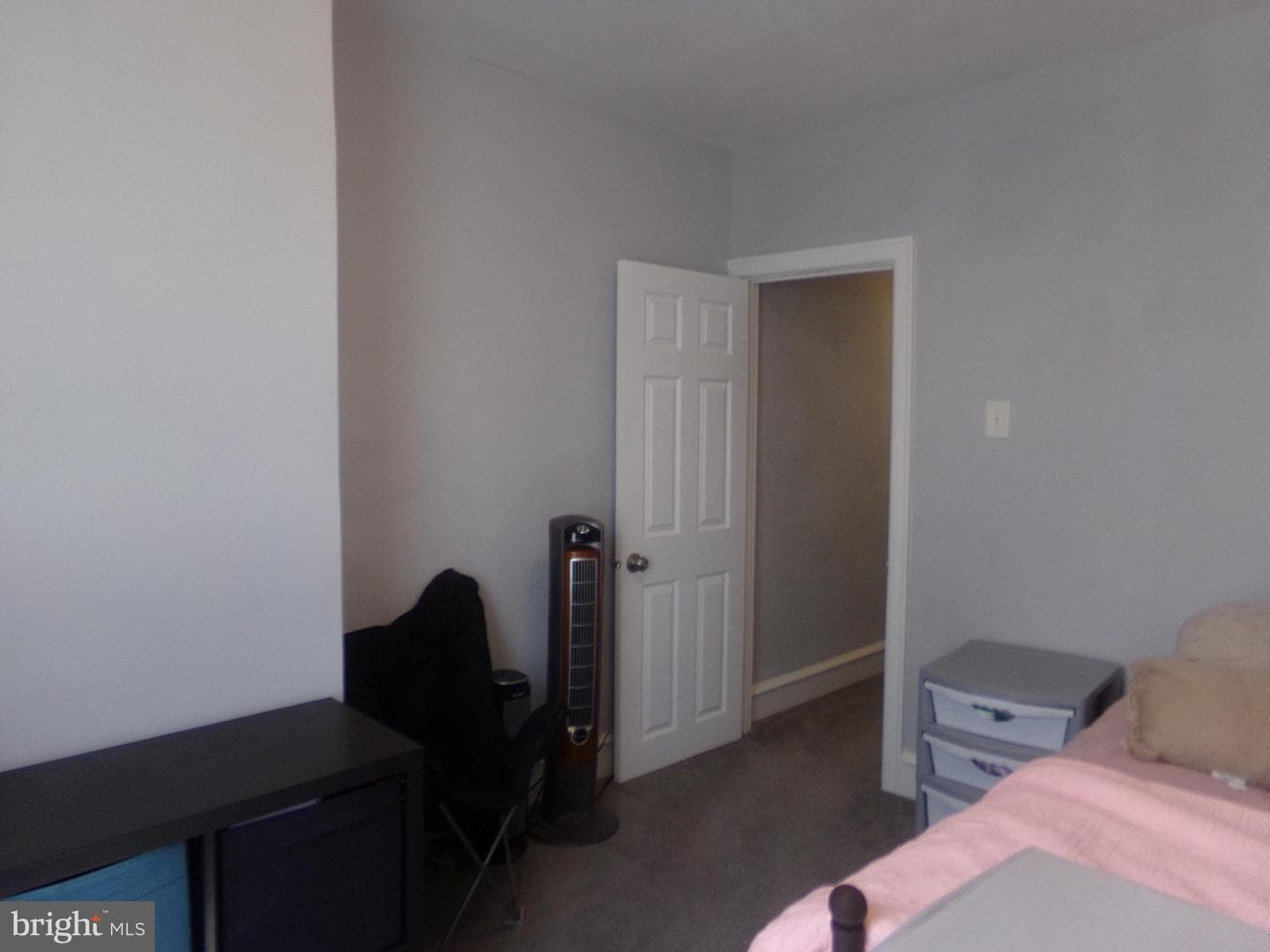 160 Linton Street photo 24