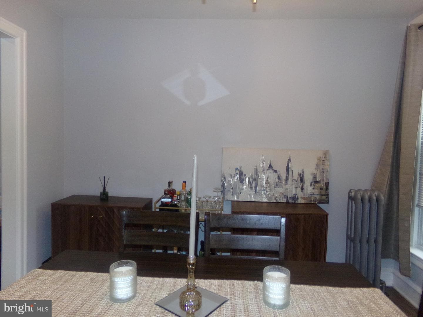 160 Linton Street photo 9