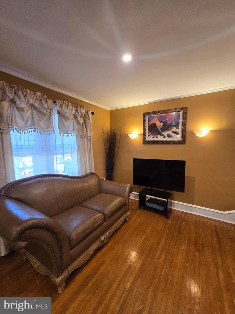 8014 Michener Avenue photo 10