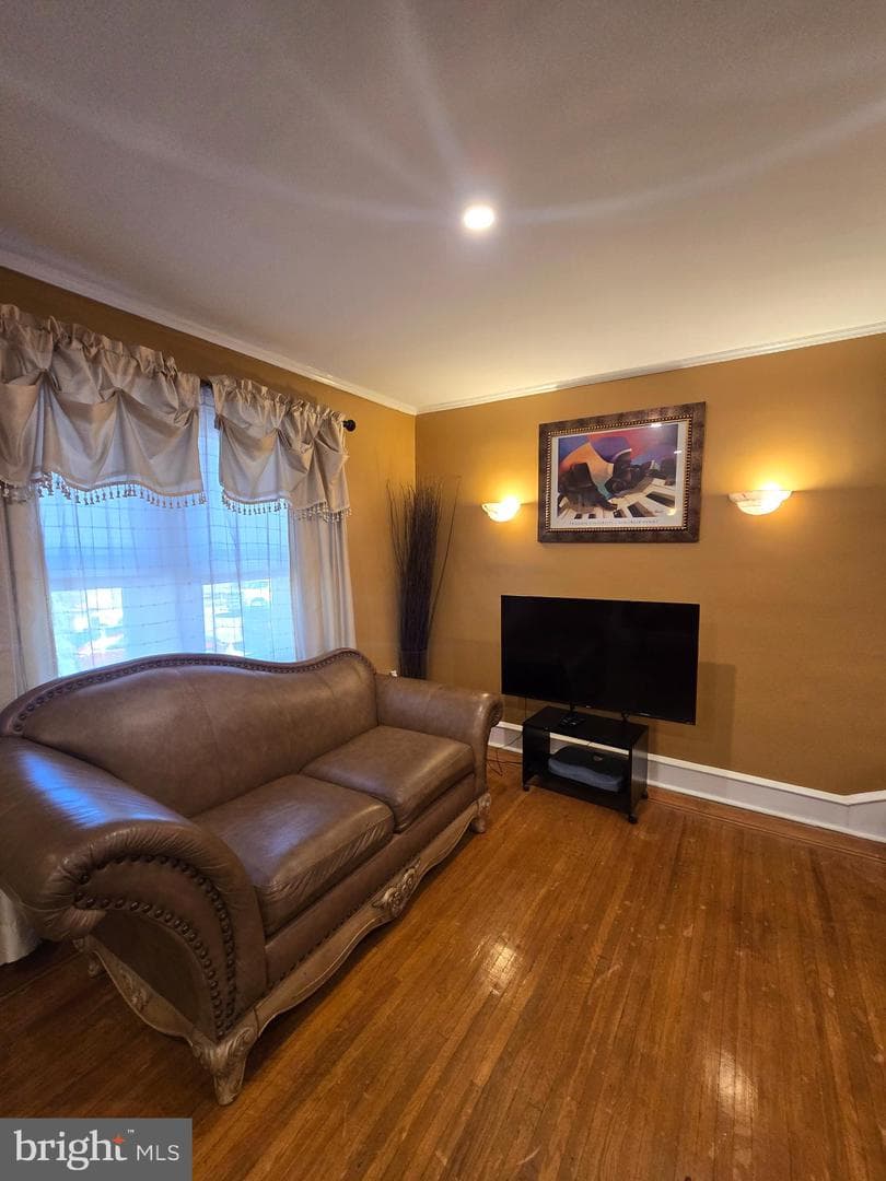 8014 Michener Avenue photo 6