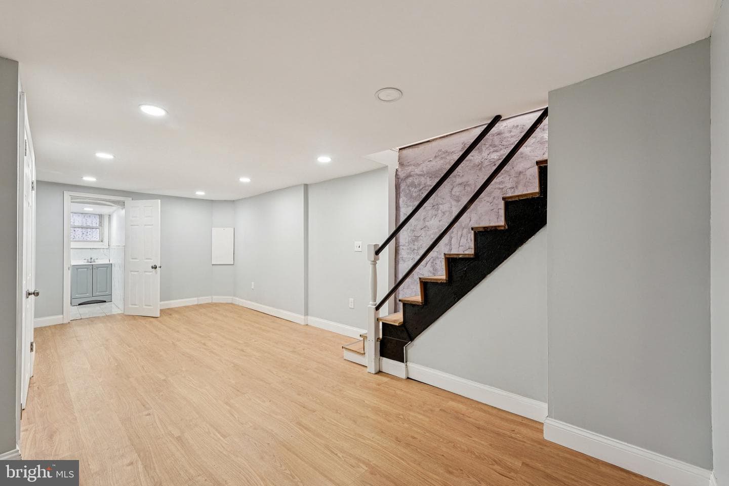 6051 Haverford Avenue photo 24
