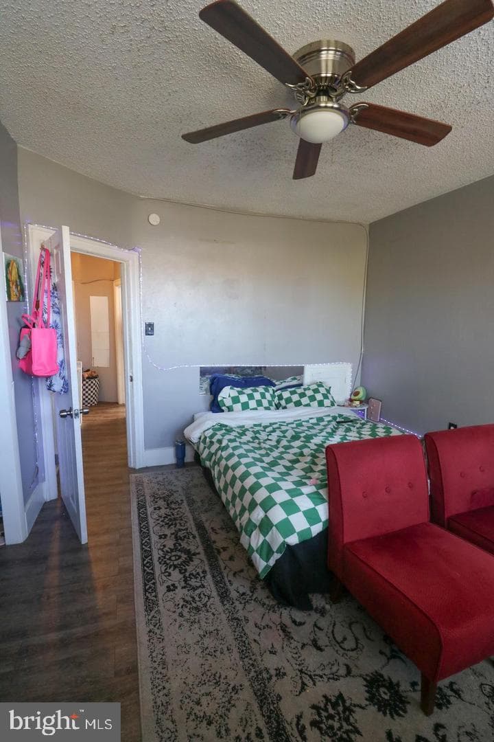 4723 Whitaker Avenue photo 26