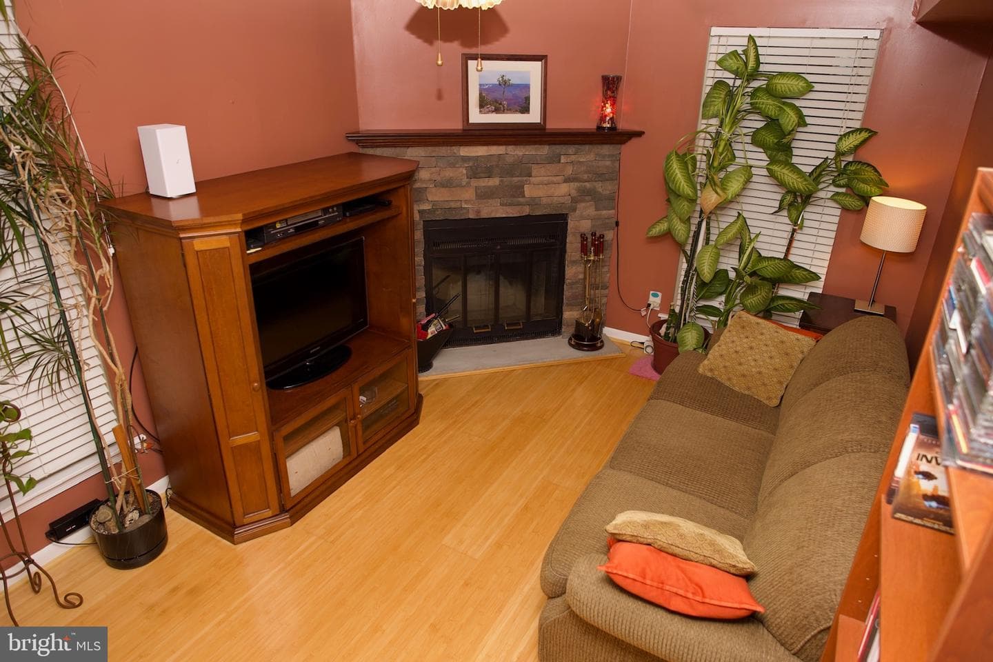 10222 Murty Lane photo 11