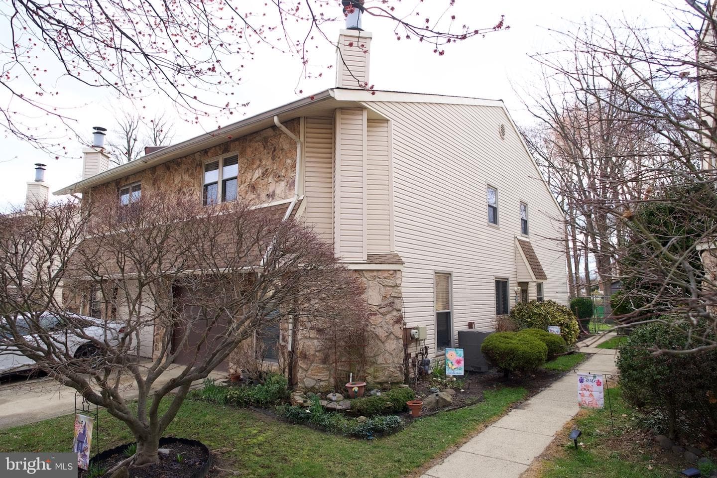 10222 Murty Lane photo 2