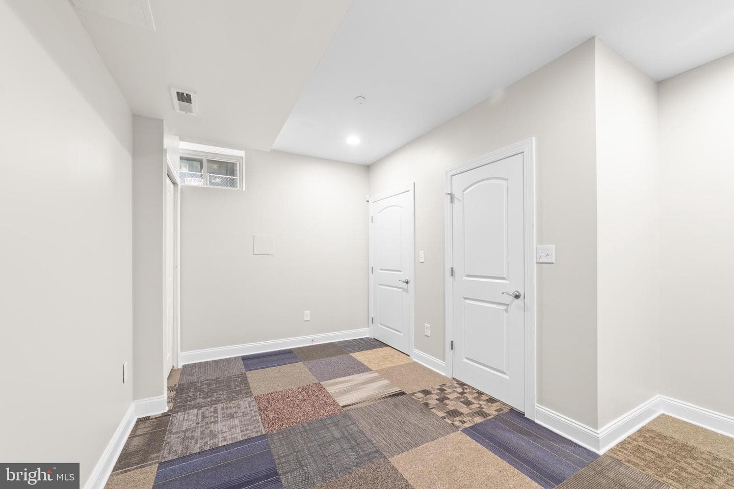 847 Cameron Street photo 25