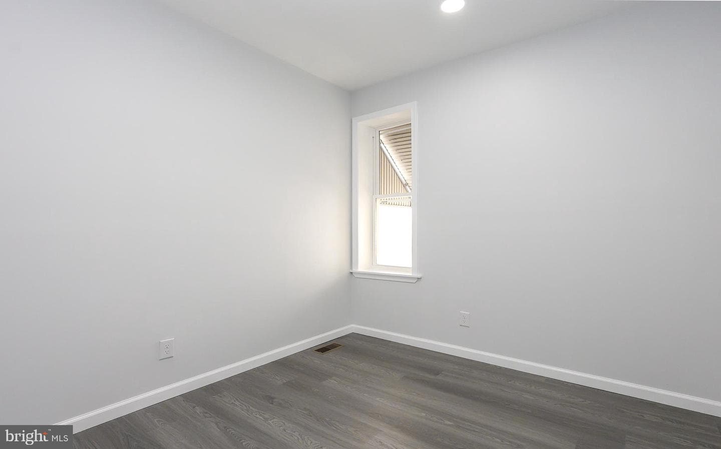 1336 S 29th Street photo 14