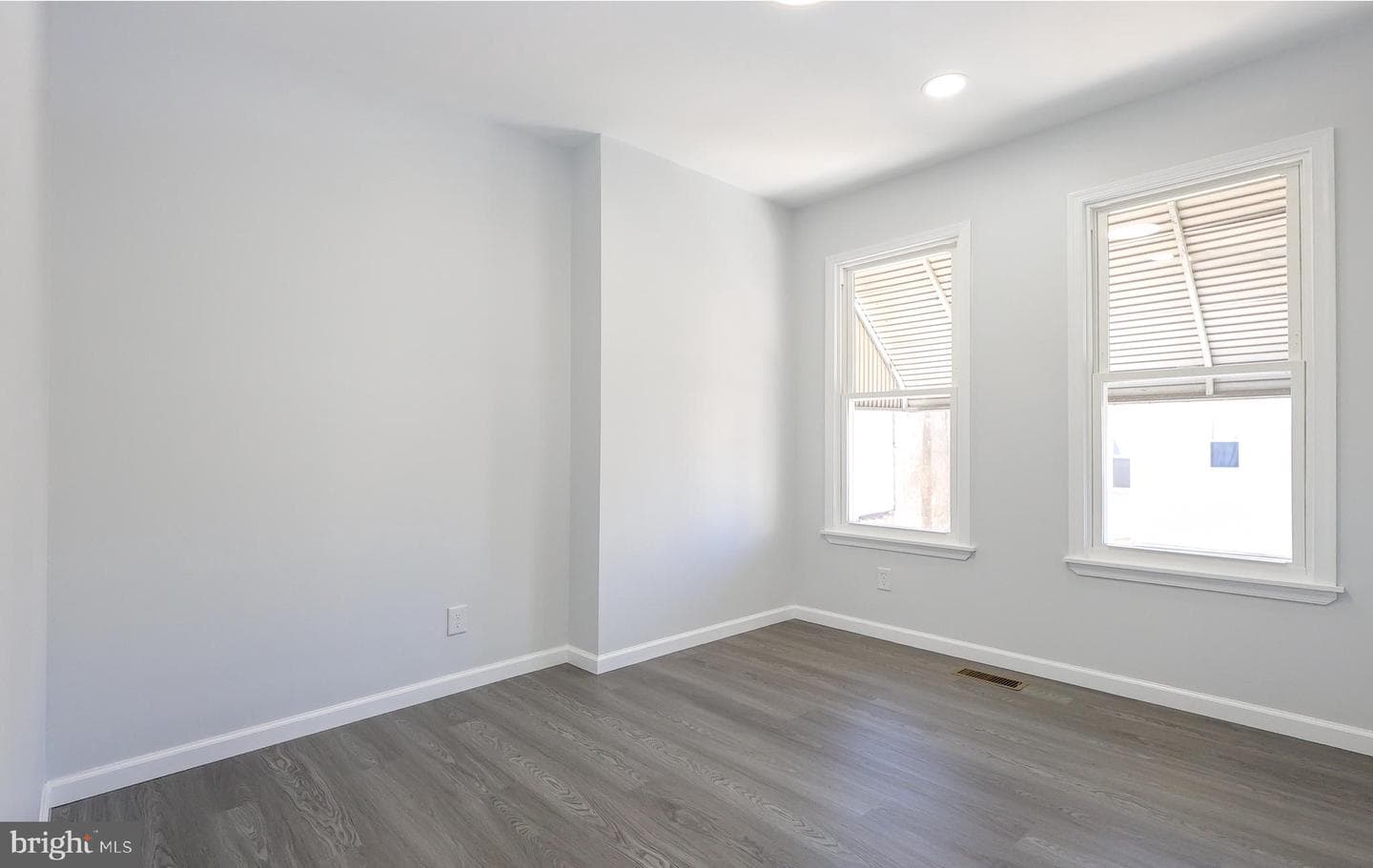 1336 S 29th Street photo 9