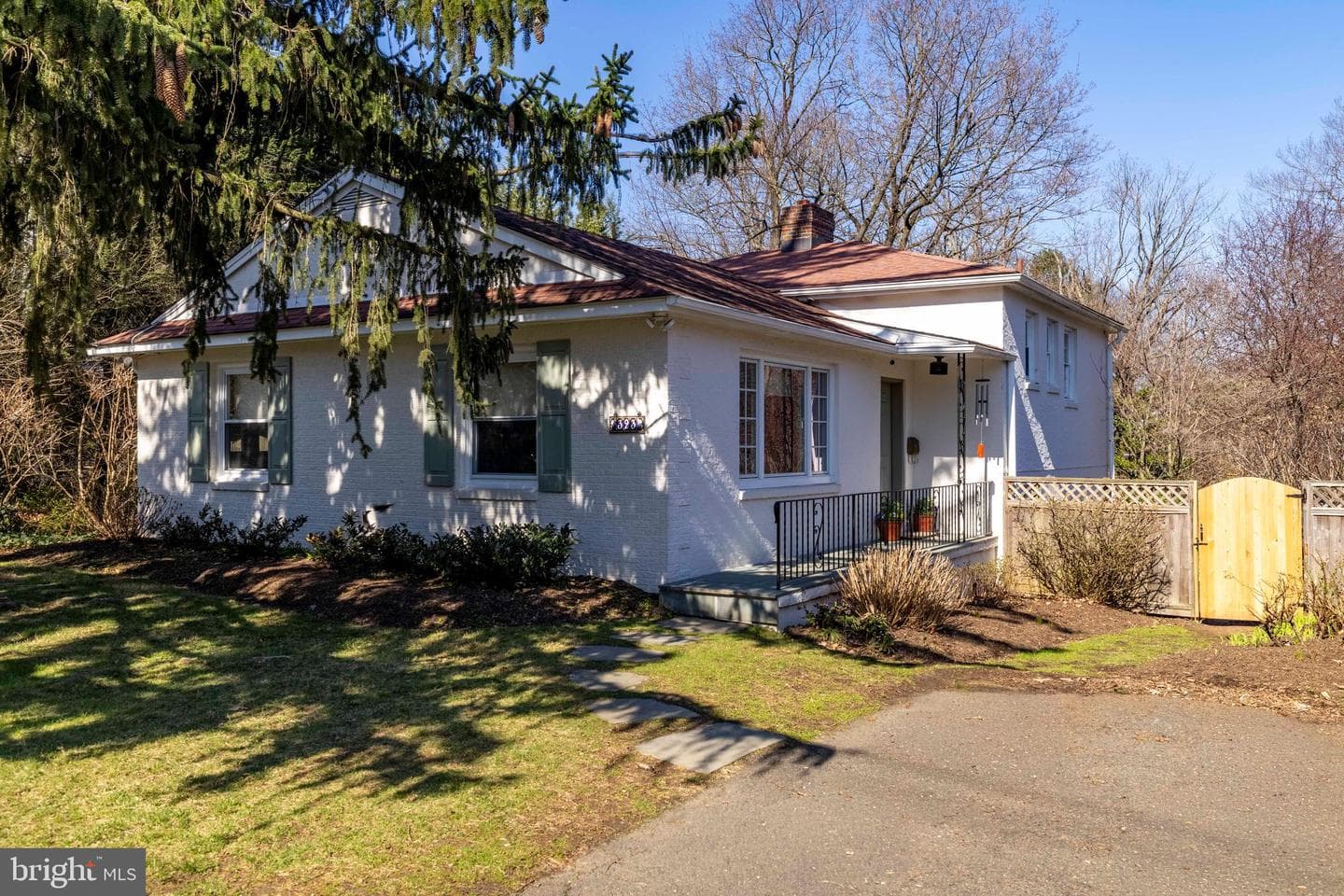 323 E Gowen Avenue photo 47