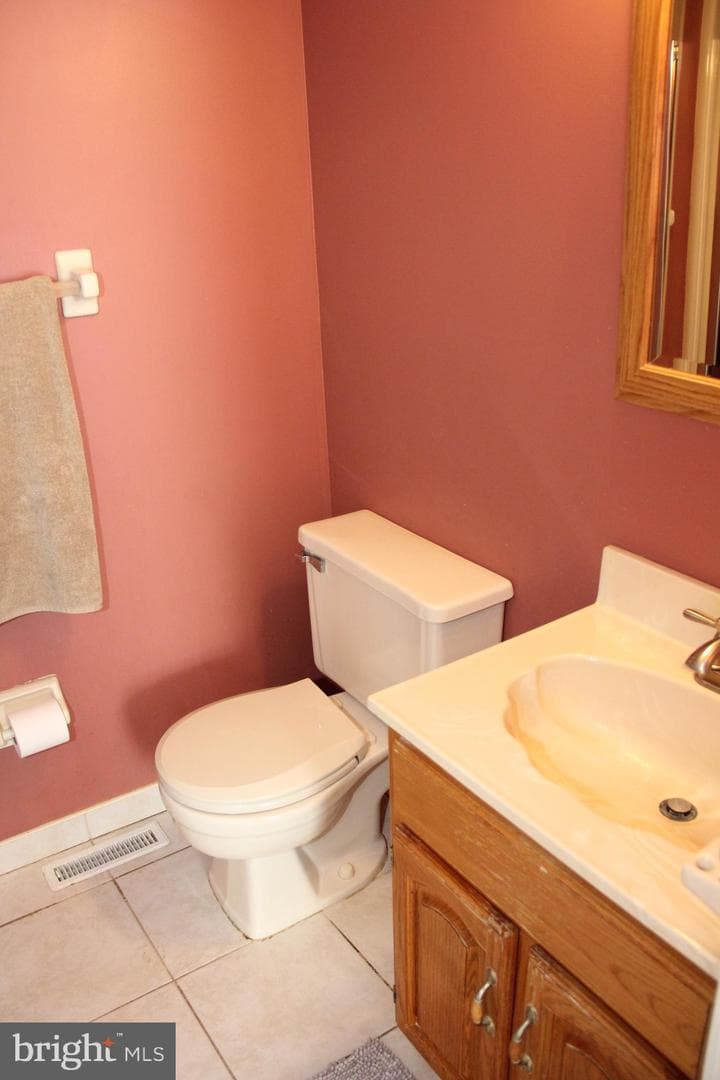 7902 Brous Avenue photo 28