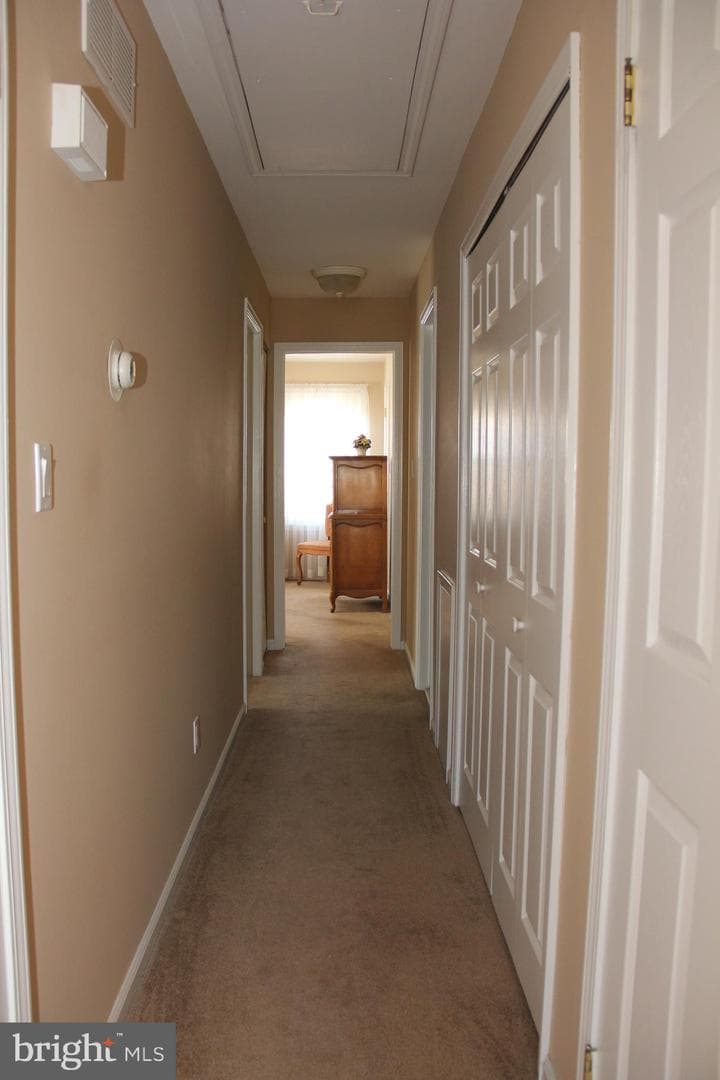7902 Brous Avenue photo 30