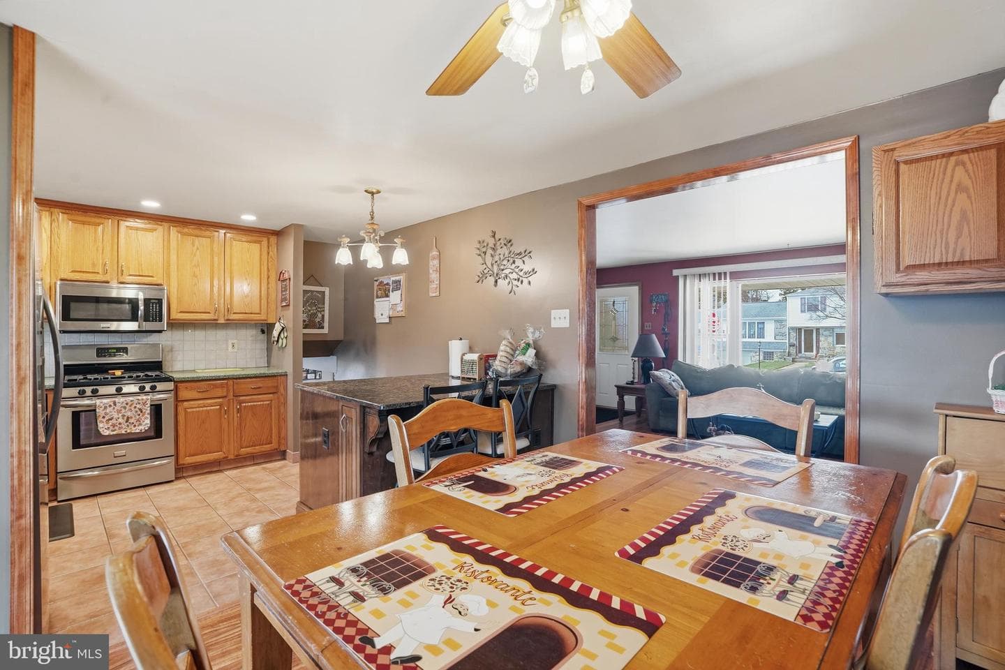 811 Selma Street photo 13