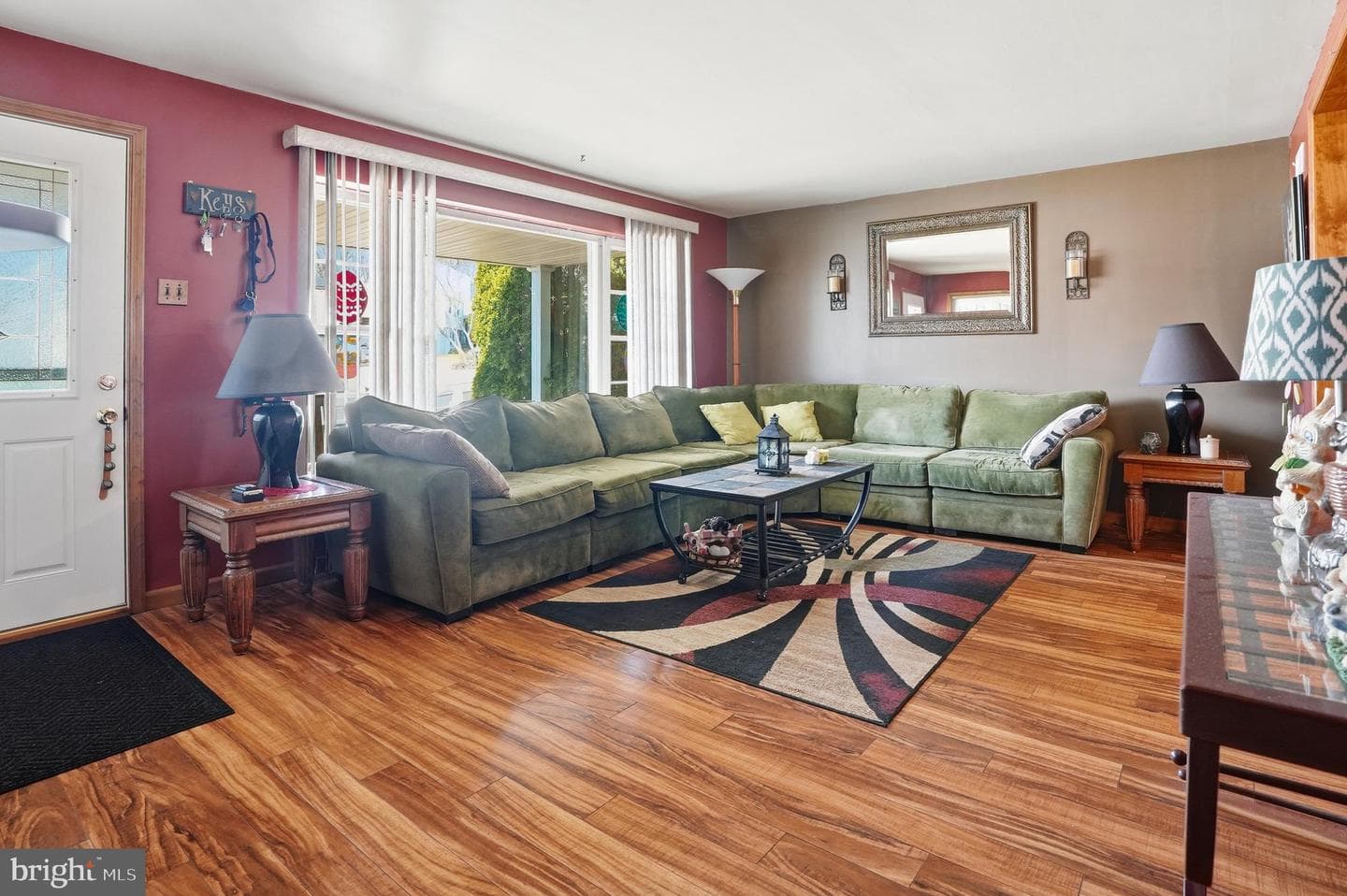 811 Selma Street photo 6