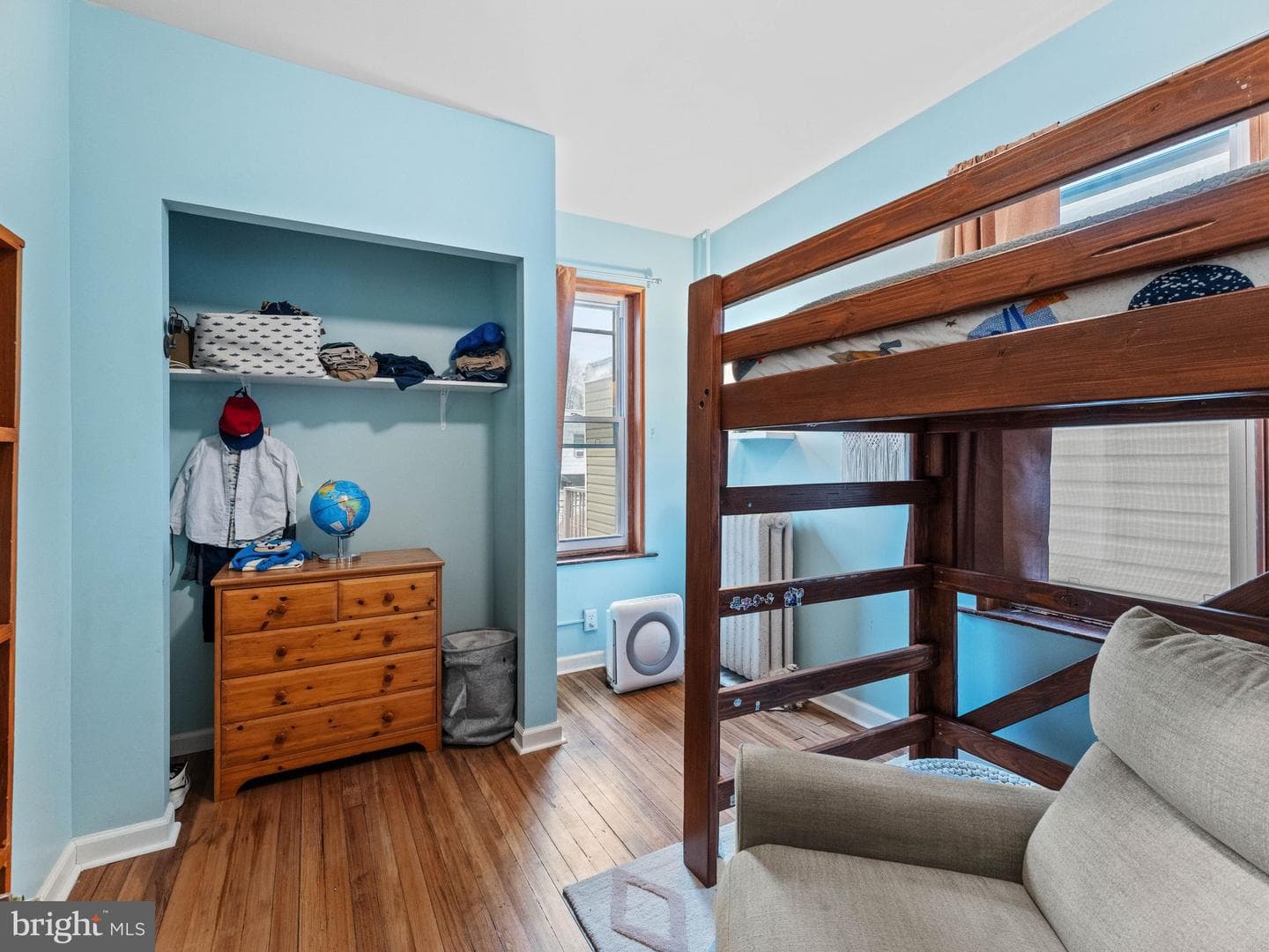 233 E Slocum Street photo 9
