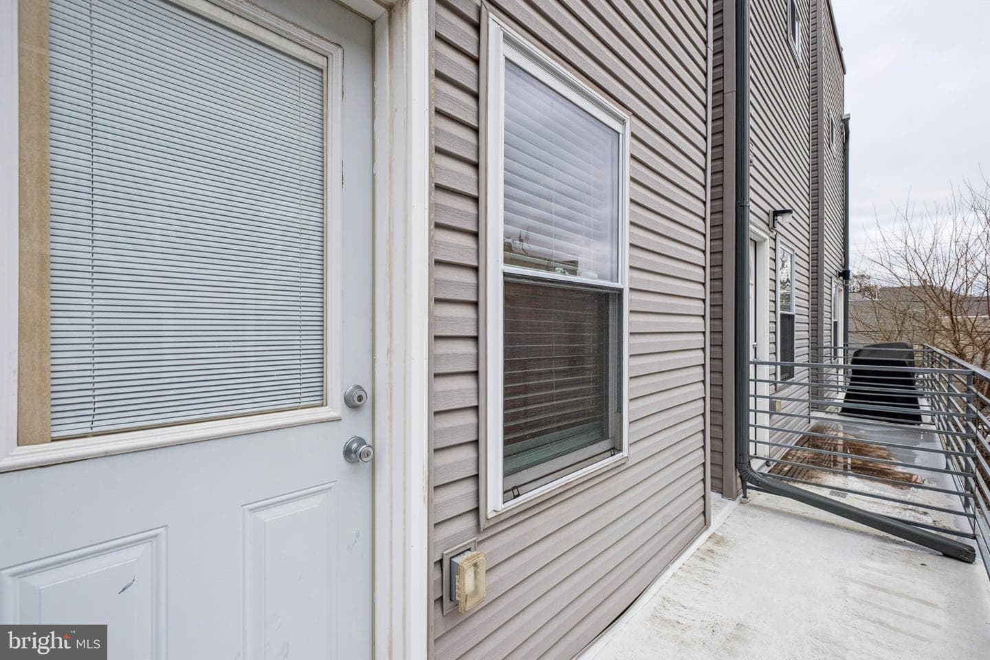 1710 W Seybert Street photo 18