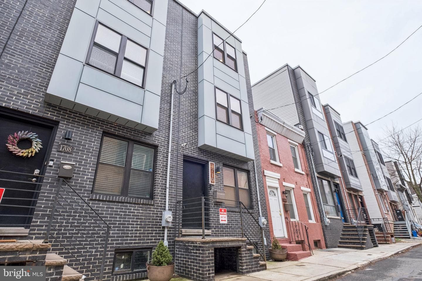 1710 W Seybert Street photo 3
