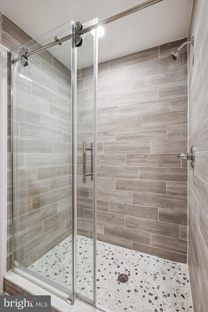 1710 W Seybert Street photo 35