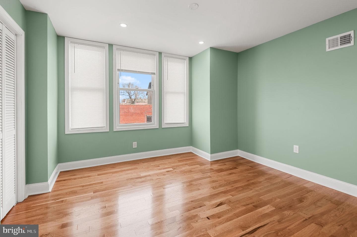 1942 S 56th Street photo 27