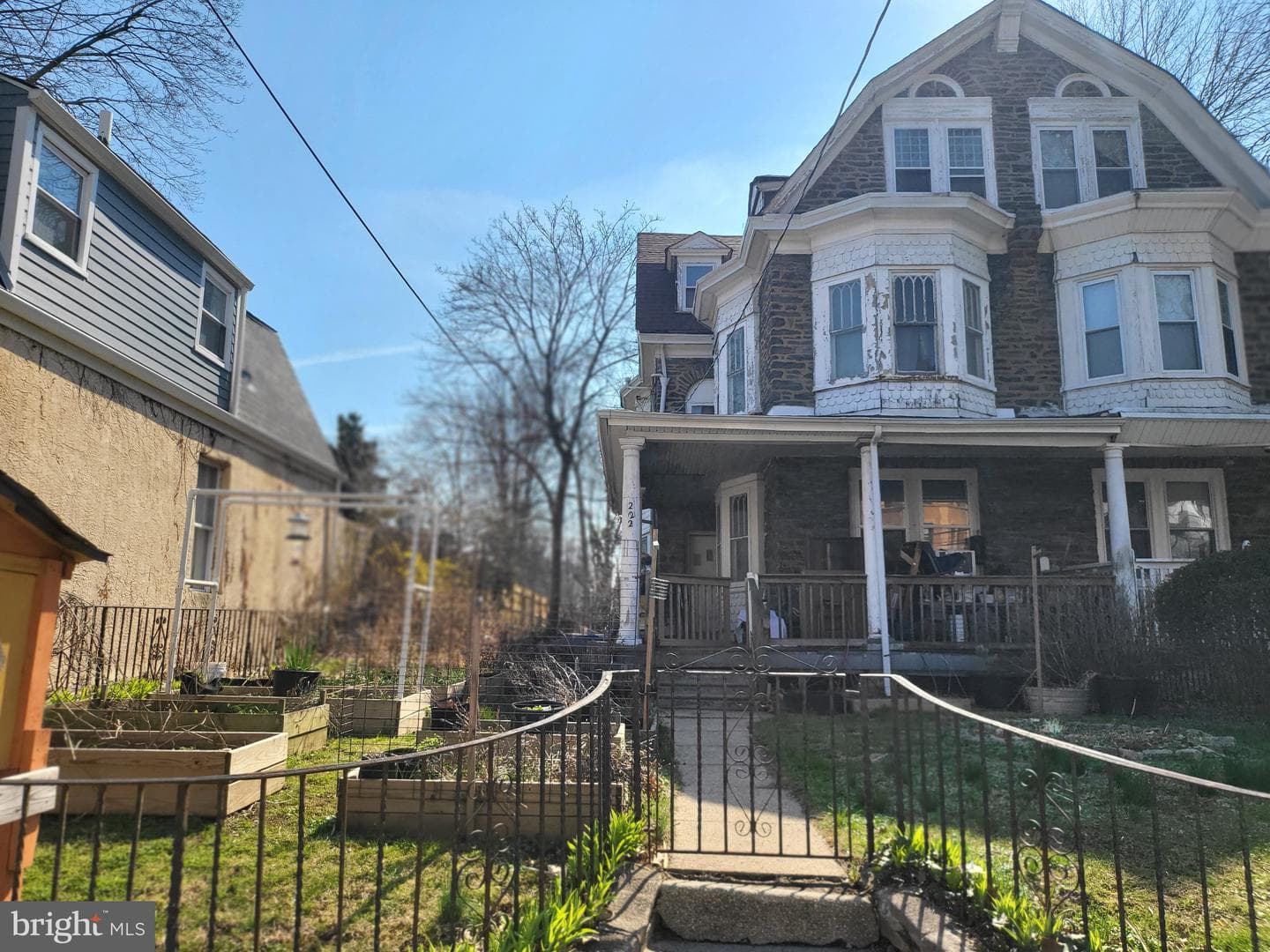 222 W Johnson Street