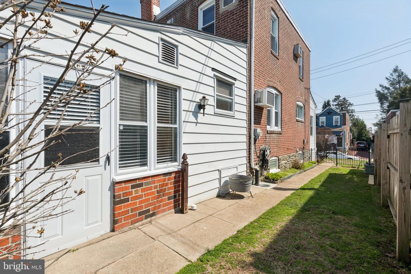 8316 Alicia Street photo 32