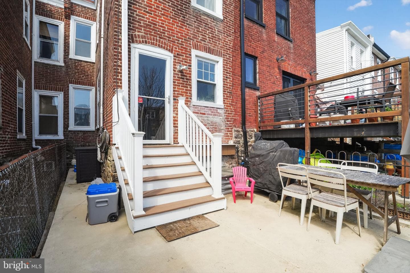 425 Hermitage Street photo 32