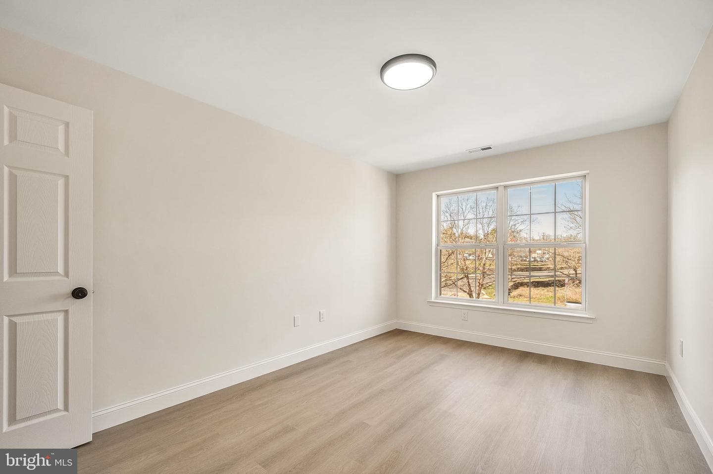 13675 Philmont Avenue #4 photo 9