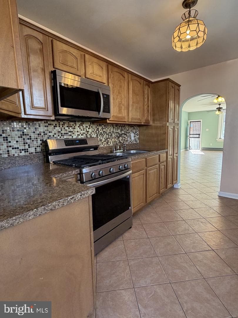 6750 Hegerman Street photo 10