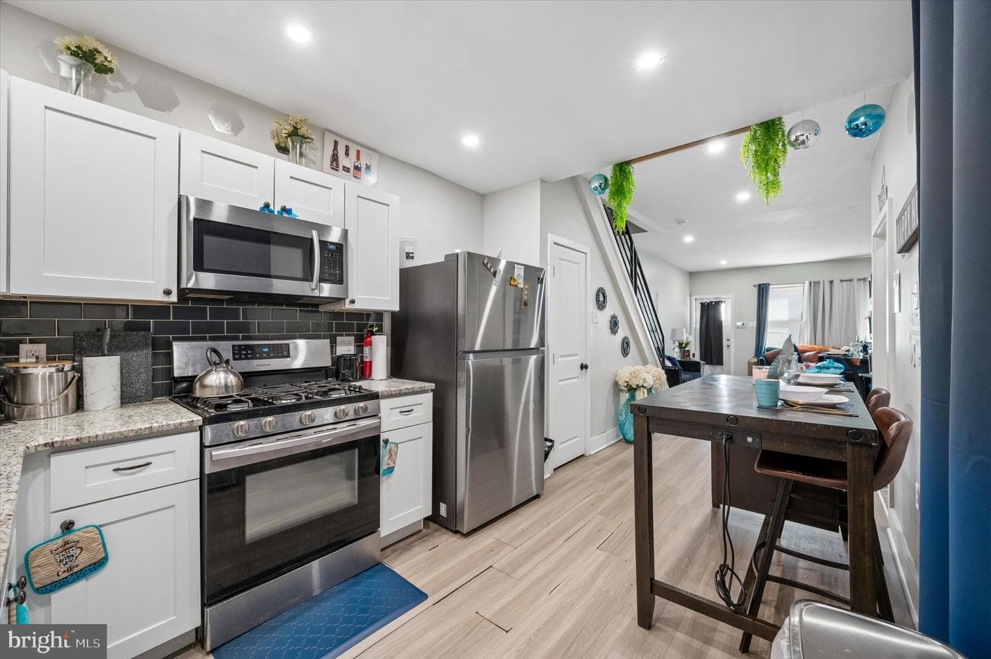 912 N Markoe Street photo 3