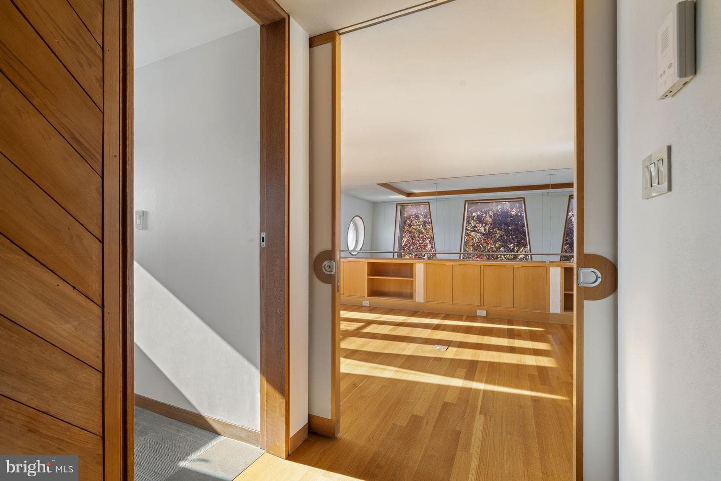 307 S Chadwick Street photo 39