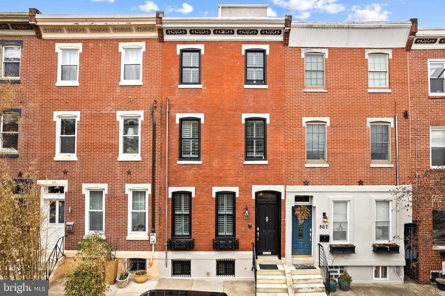 869 N 27th Street