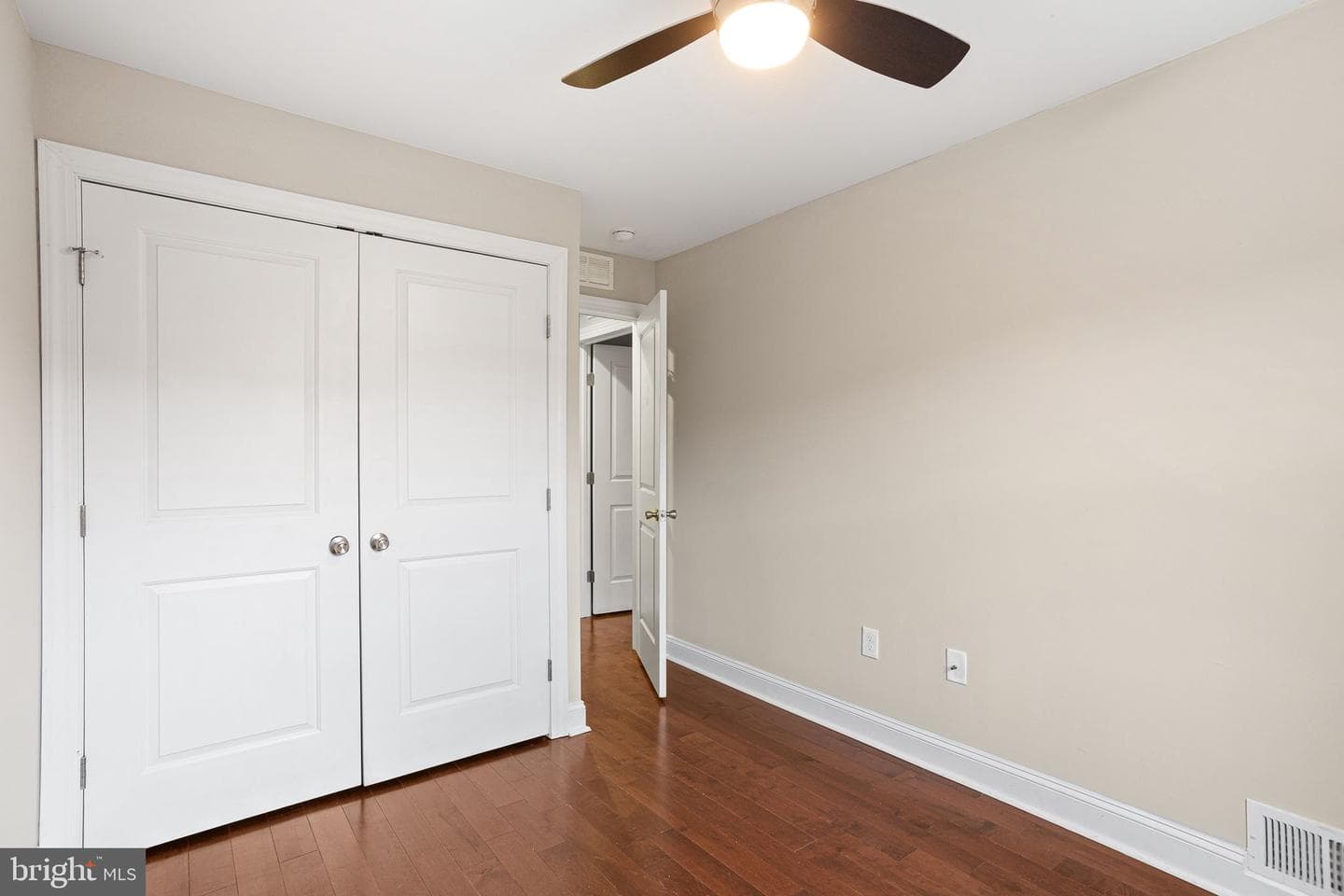 6225 Osage Avenue photo 7