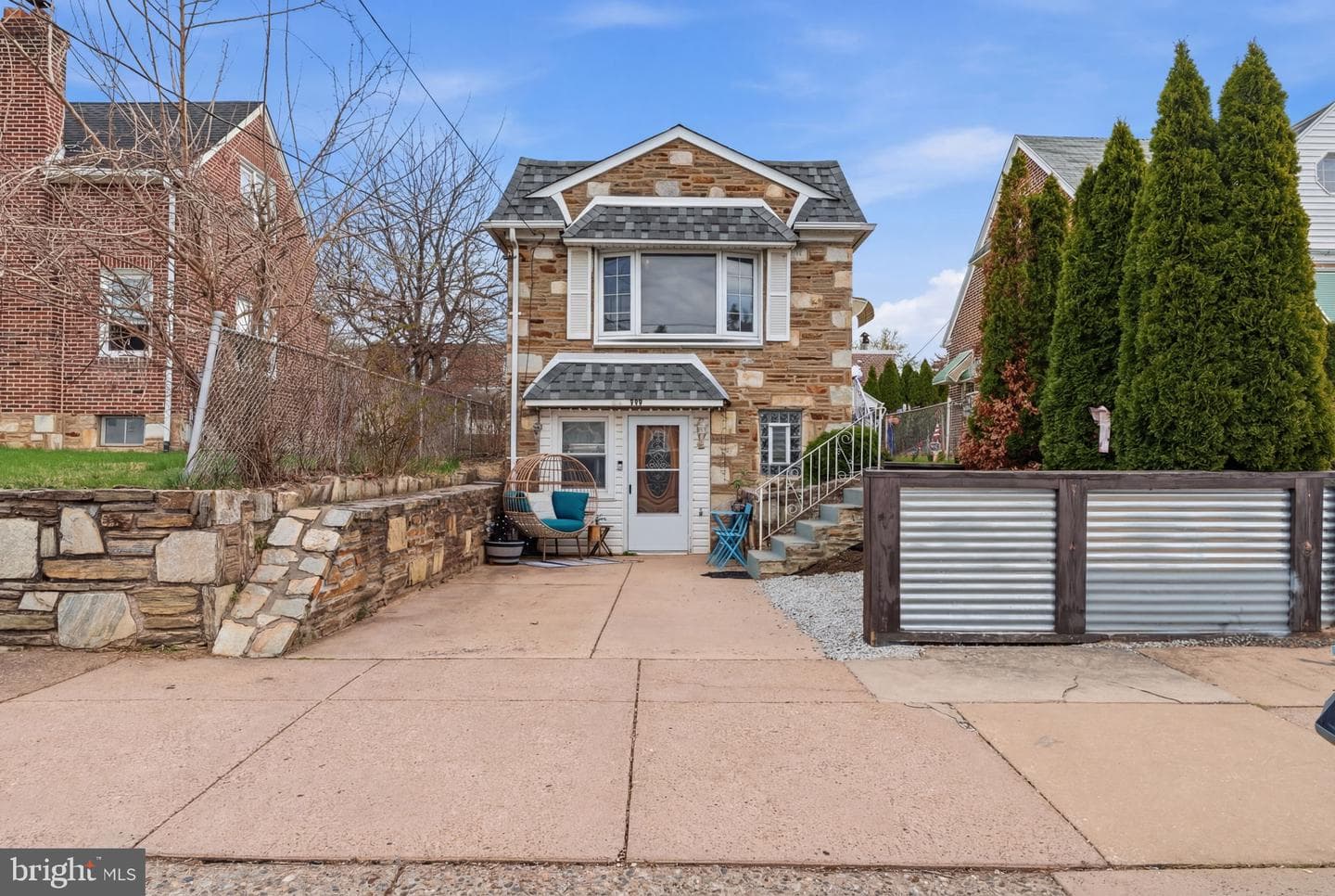 729 Chandler Street photo 2