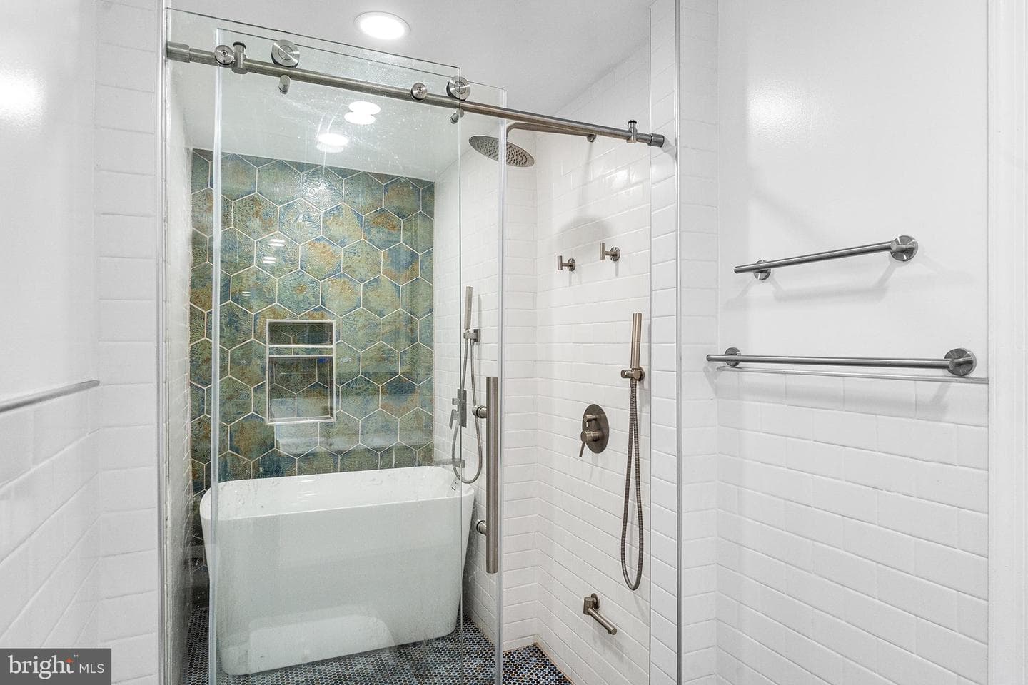 1538 Tasker Street photo 13