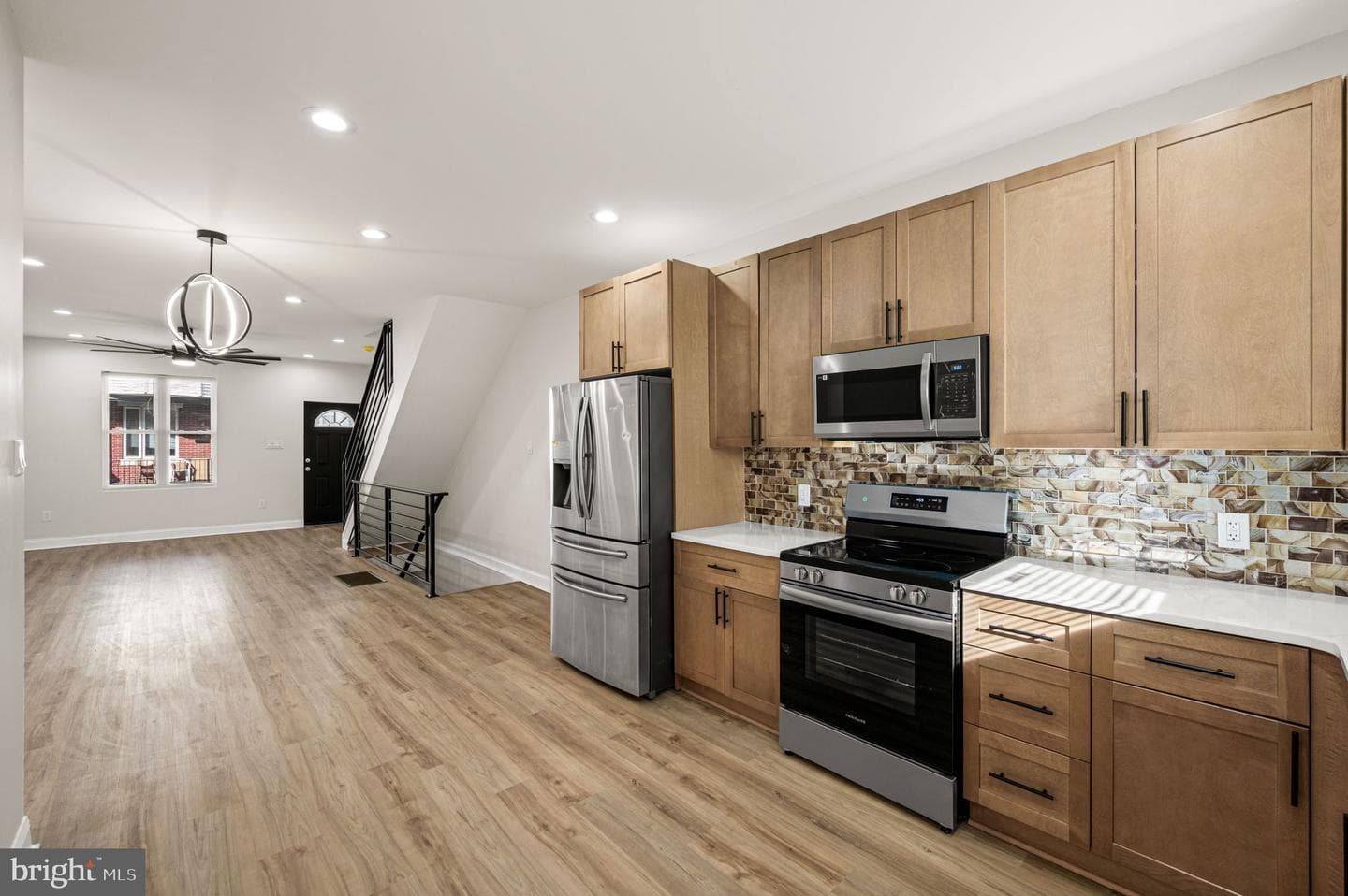 1826 S Alden Street photo 11