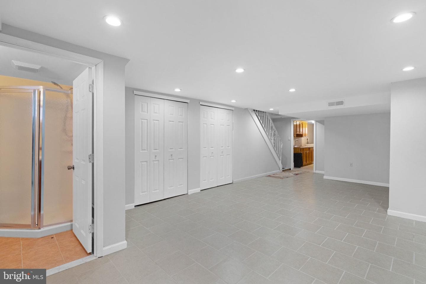 7847 Brous Avenue photo 19